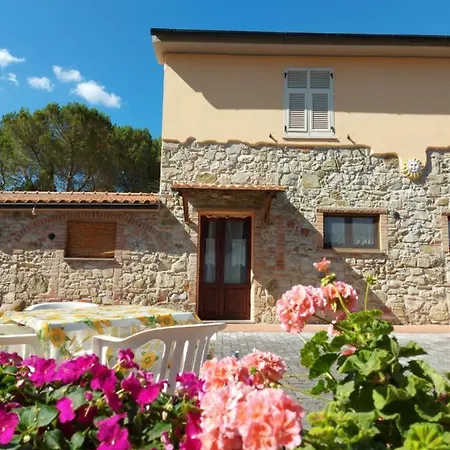 Apartment Mezzo Poggio Suvereto