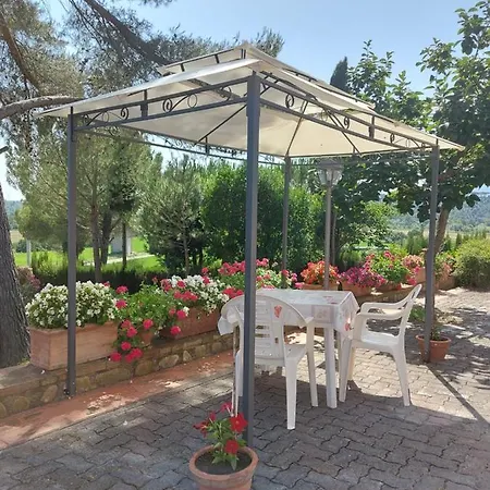 Mezzo Poggio Apartment